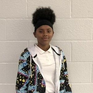 Meet your Posher, Desha